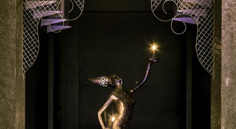 Oxville Hotel Паданг Екстериор снимка