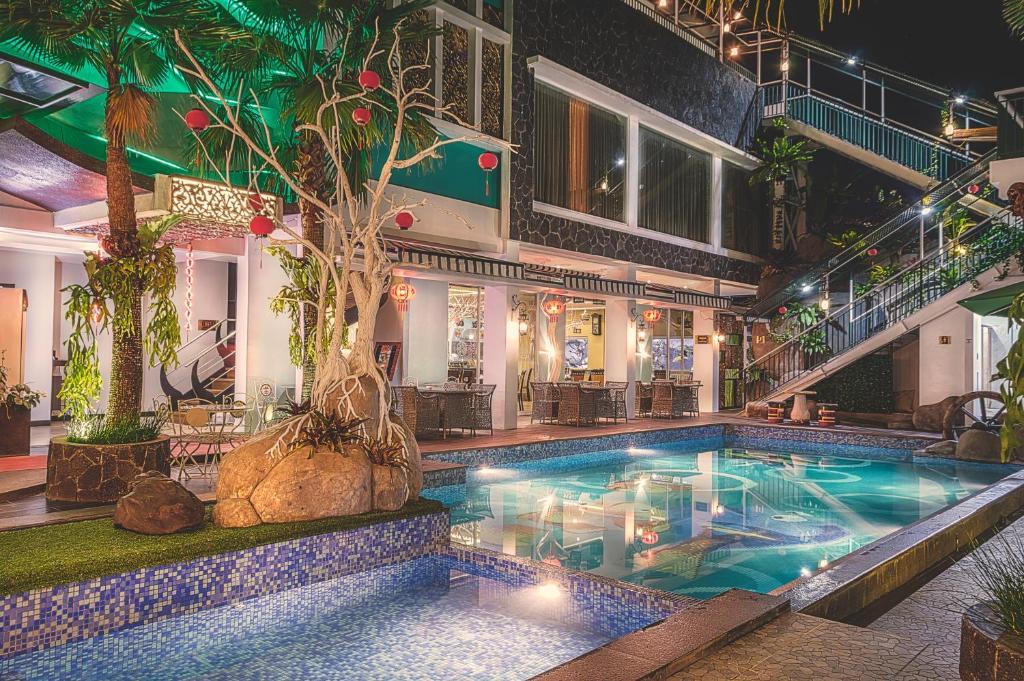 Oxville Hotel Паданг Екстериор снимка